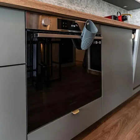 Les Pieds Dans L'eau, Plage Peirere * Αρασόν