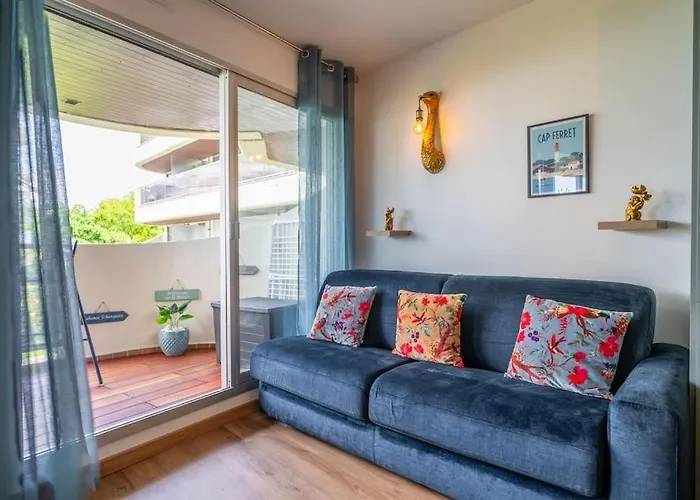 Les Pieds Dans L'eau, Plage Peirere アルカション